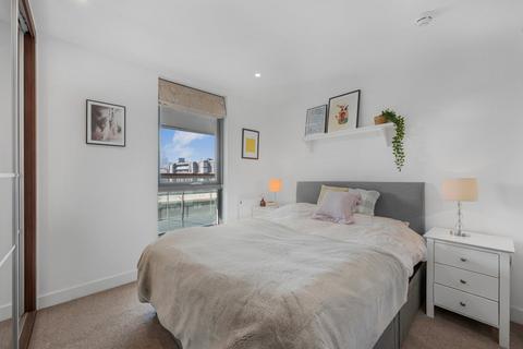 2 bedroom flat for sale, Prebend Street, Islington, London
