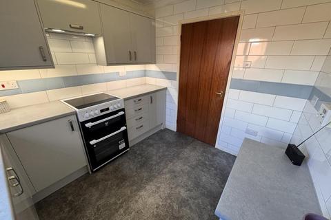 2 bedroom apartment for sale, Kings Court, Leyland