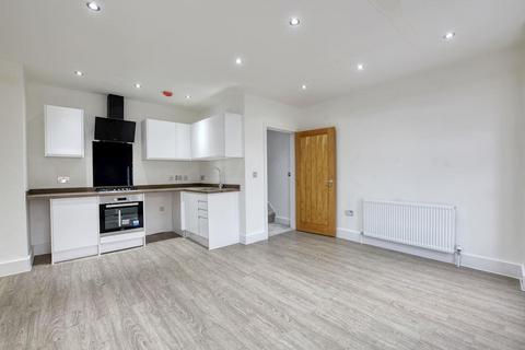 2 bedroom apartment for sale, Crescent Road, Brentwood