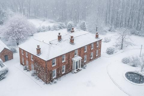 undefined, Burnham Manor - Burnham, North Lincolnshire DN18