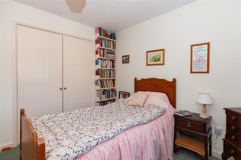 Bedroom 2 2.jpg