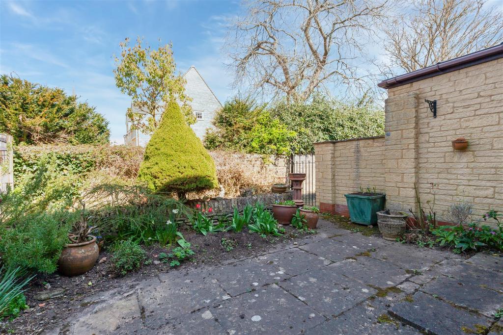 Garden 1.jpg