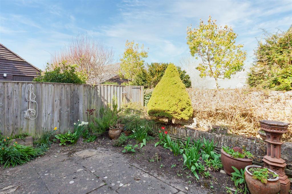 Garden 2.jpg