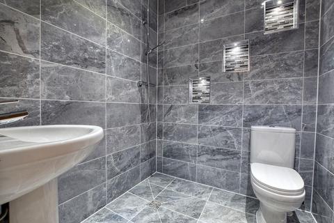 2 bedroom apartment for sale, Crescent Road, Warley, Brentwood