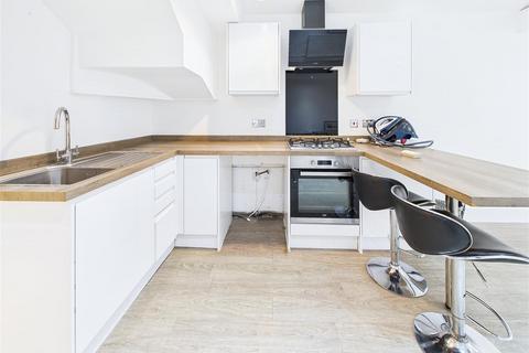2 bedroom apartment for sale, Crescent Road, Warley, Brentwood