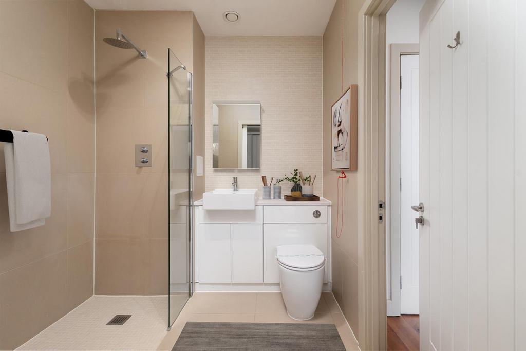 Apt1-bathroom-vs.jpg