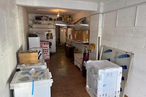 undefined, Hall Lane, Chingford, London