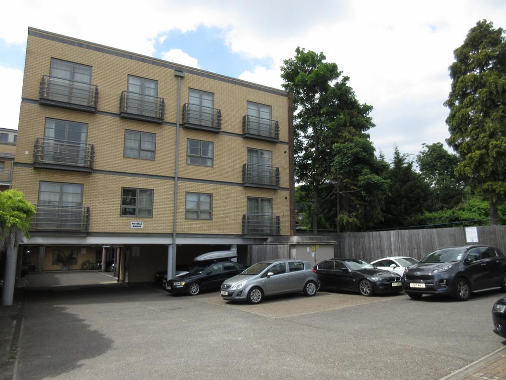 One bedroom top floor flat