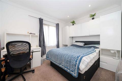 2 bedroom flat for sale, Ashford Road, London NW2