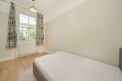 2 bedroom flat to rent, Queen's Gate, London SW7