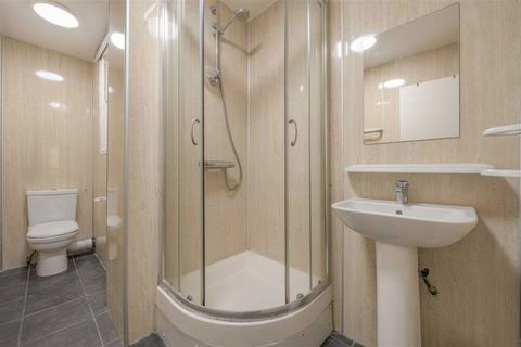 2 bedroom flat to rent, Queen's Gate, London SW7