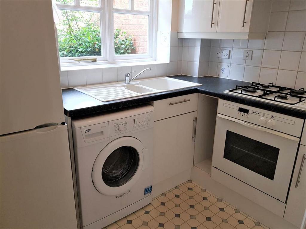 Kitchen 09 2019.jpg