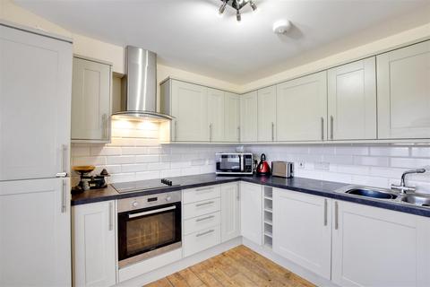 3 bedroom terraced house for sale, Winchelsea Road, Rye