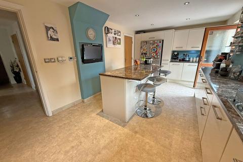 5 bedroom detached house for sale, Dark Lane, Hollywood, B47 5BT