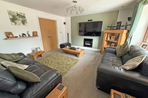 16 Dark Lane, Hollywood, Birmingham, B47 5BT