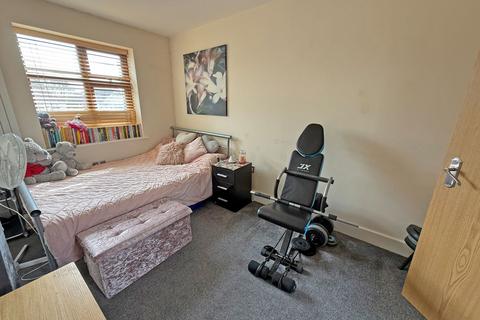16 Dark Lane, Hollywood, Birmingham, B47 5BT