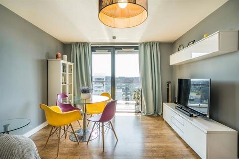 2 bedroom flat for sale, Palmers Road, London E2
