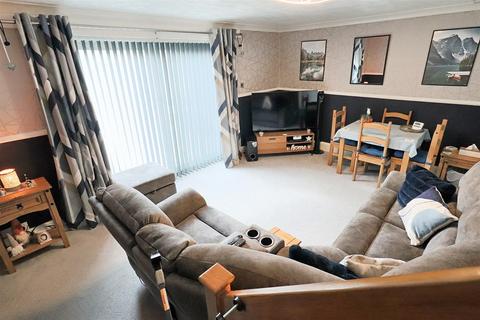3 bedroom semi-detached house for sale, Cowslip Crescent, Carlton Colville