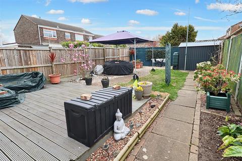 3 bedroom semi-detached house for sale, Cowslip Crescent, Carlton Colville