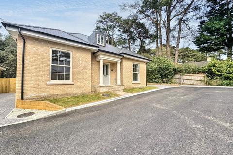 3 bedroom detached house for sale, Ashley Heath