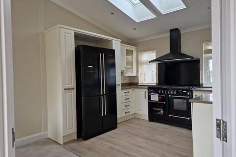 2 bedroom park home for sale, Bromyard Herefordshire