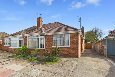 4 bedroom semi-detached bungalow for sale, Oxstalls Drive, Longlevens, Gloucester