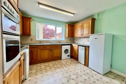 42 High Street, Caythorpe, Grantham, NG32 3DN