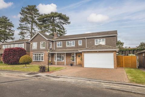 51 Freemans Close, Stoke Poges, Slough, SL2 4ER