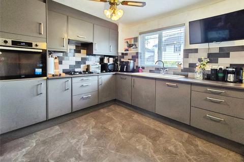 11 Campion Drive, Barnstaple, EX32 8RB