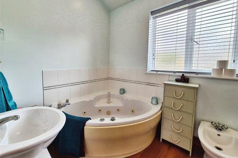 11 Campion Drive, Barnstaple, EX32 8RB