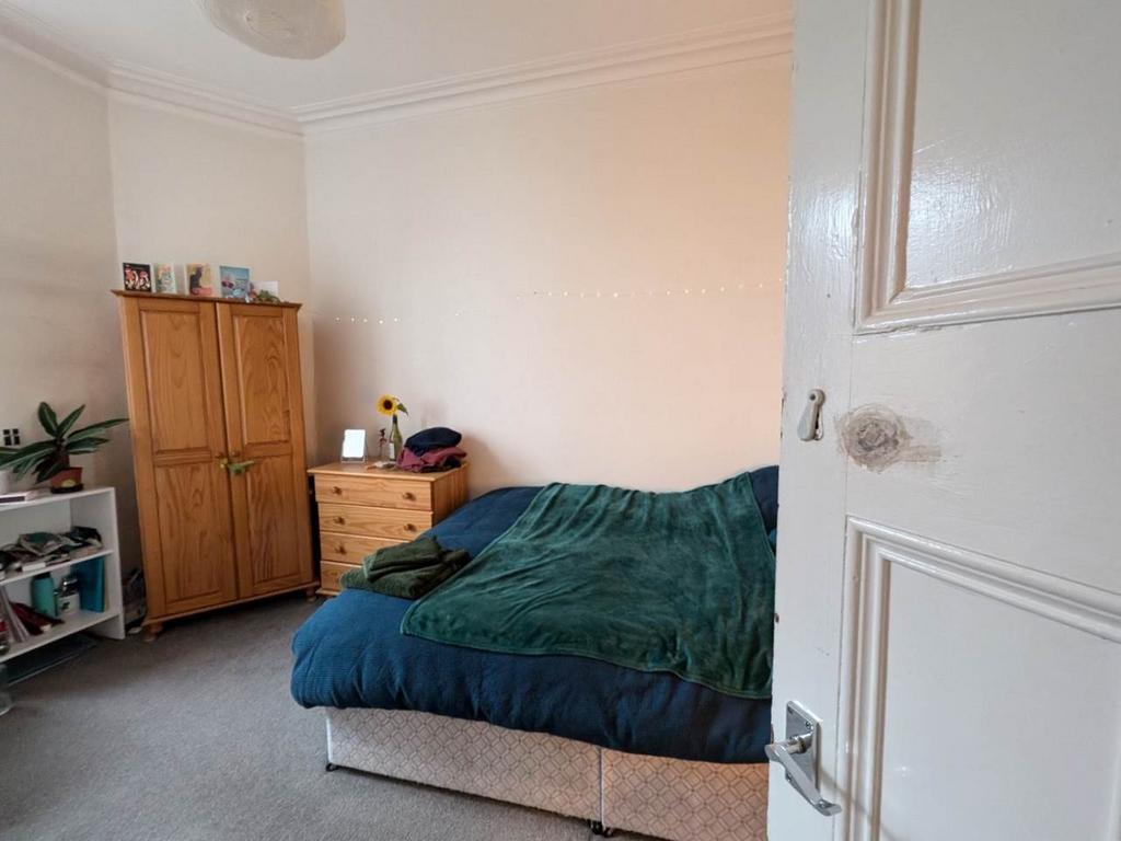 Bed 3