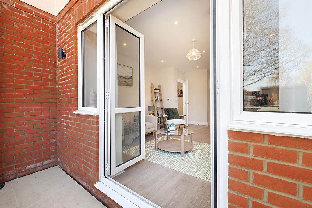 1-Cobham Rd-Show Apt-3-7439.jpg
