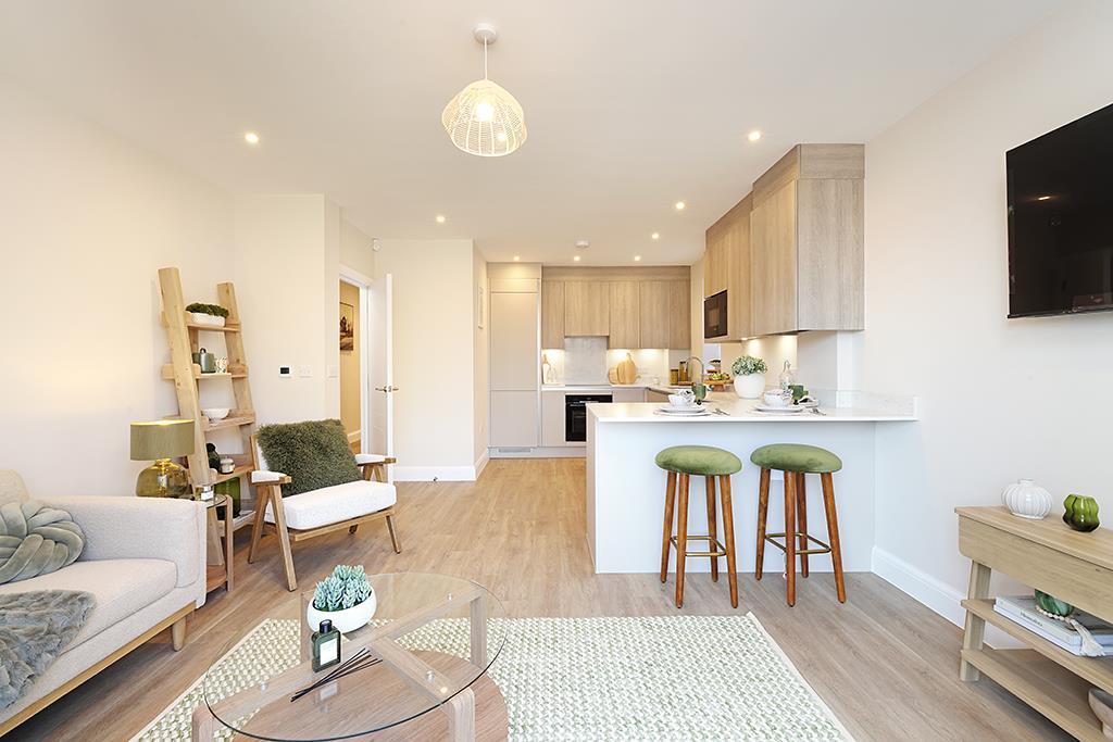 1-Cobham Rd-Show Apt-3-7441.jpg