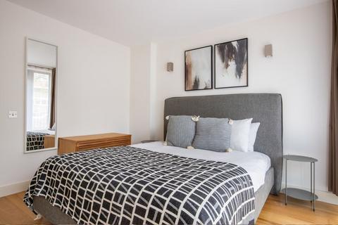 2 bedroom flat to rent, Brent Terrace