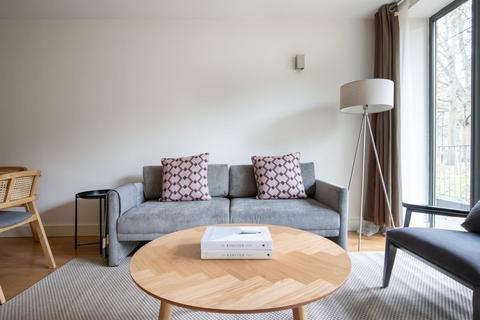 2 bedroom flat to rent, Brent Terrace
