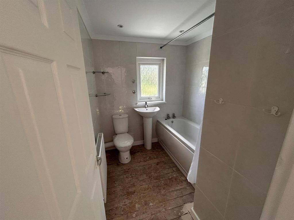 Woodside cres no. 36 x1.jpeg