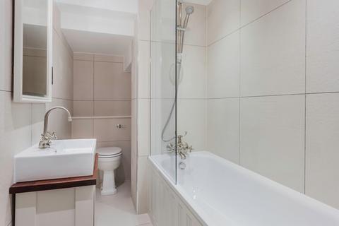 1 bedroom flat to rent, Stucley Place