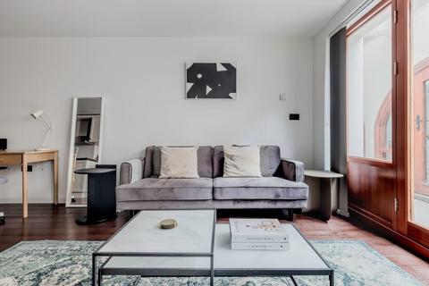 1 bedroom flat to rent, Stucley Place