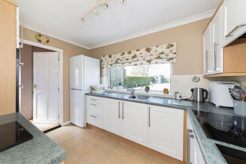 undefined, Farndon Road, Woodford Halse