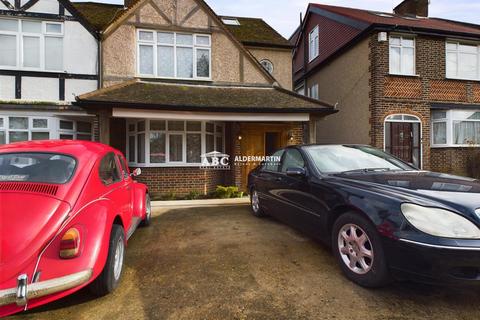 Broadfields Avenue, Edgware