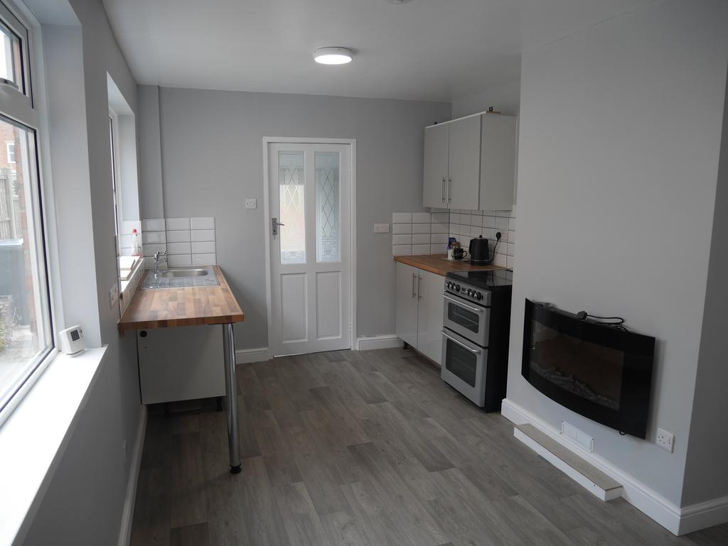 Kitchen 2