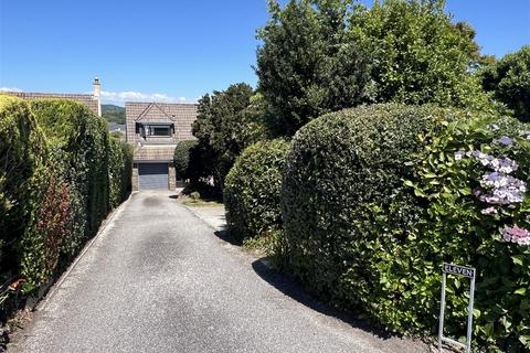 11 Beach Road, Carlyon Bay, St Austell, PL25 3PQ