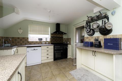 1 Baker Close, Teynham, Sittingbourne, ME9 9DW