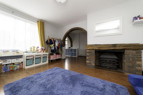 1 Baker Close, Teynham, Sittingbourne, ME9 9DW
