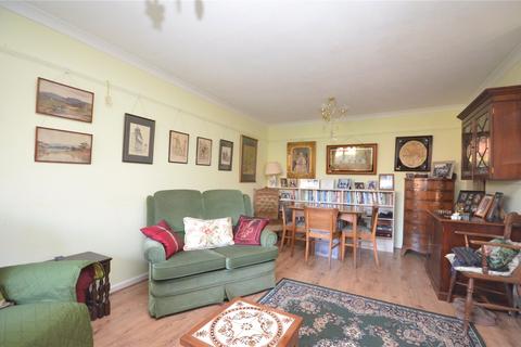 2 bedroom bungalow for sale, Avon Road, Farnham, Surrey, GU9