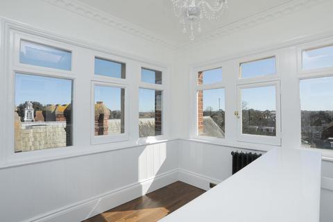 3 bedroom penthouse for sale, Canterbury Road, Westgate-on-Sea, Kent, CT8