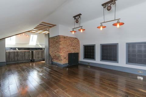 3 bedroom penthouse for sale, Canterbury Road, Westgate-on-Sea, Kent, CT8