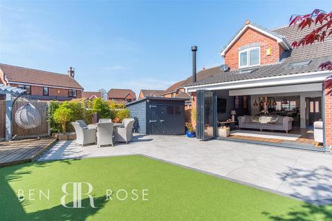 4 Austin Close, Leyland, PR25 3FG