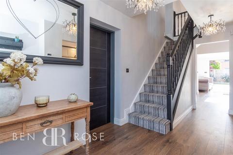 4 Austin Close, Leyland, PR25 3FG