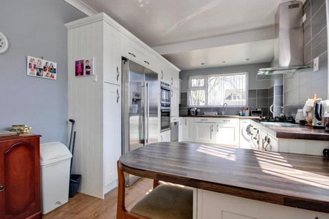 3 bedroom detached bungalow for sale, Wolfreton Garth, Kirk Ella, Hull